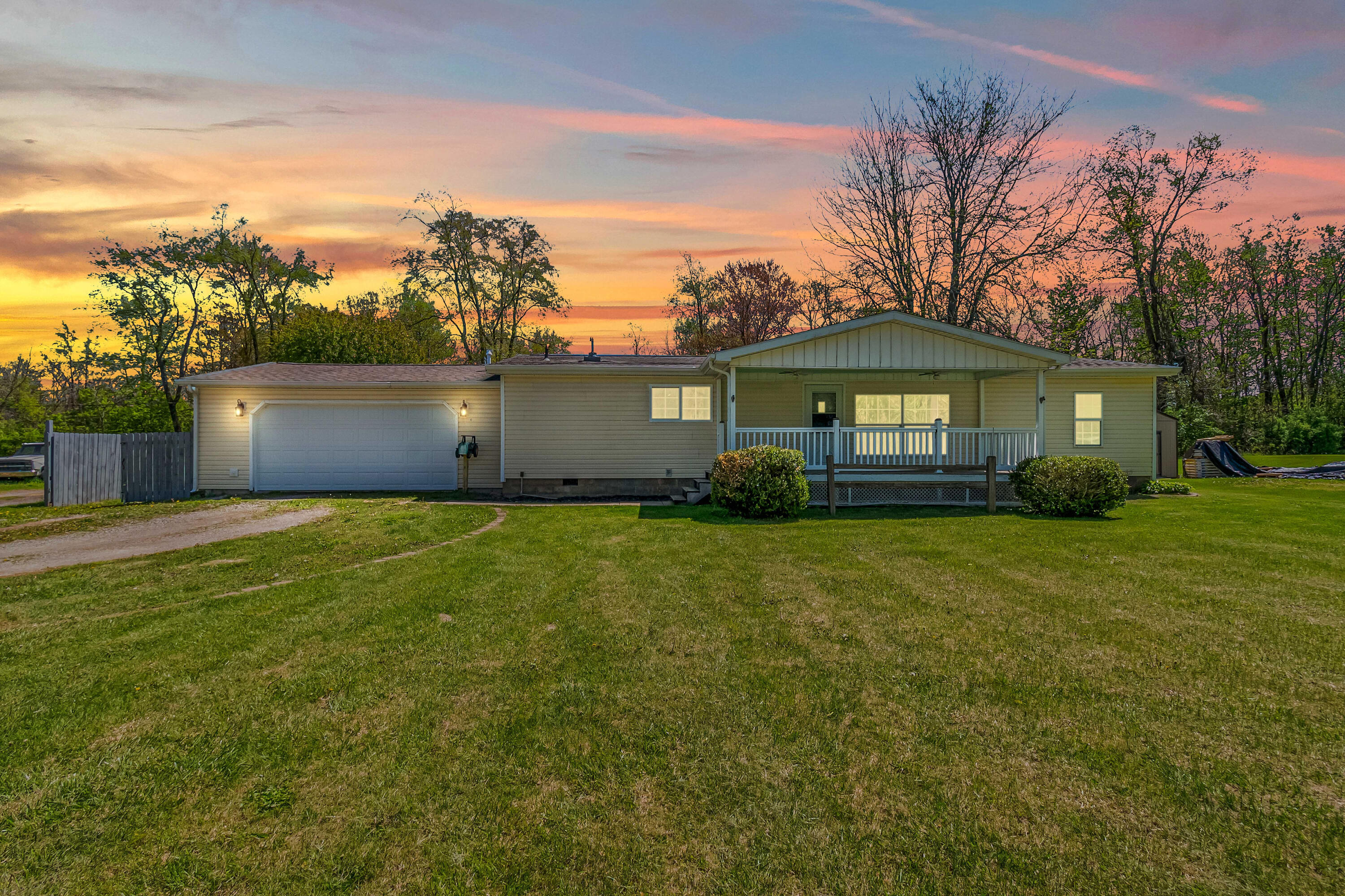 9171 Baker Road Jerome, MI 49249 - Photo 1 of 42 3