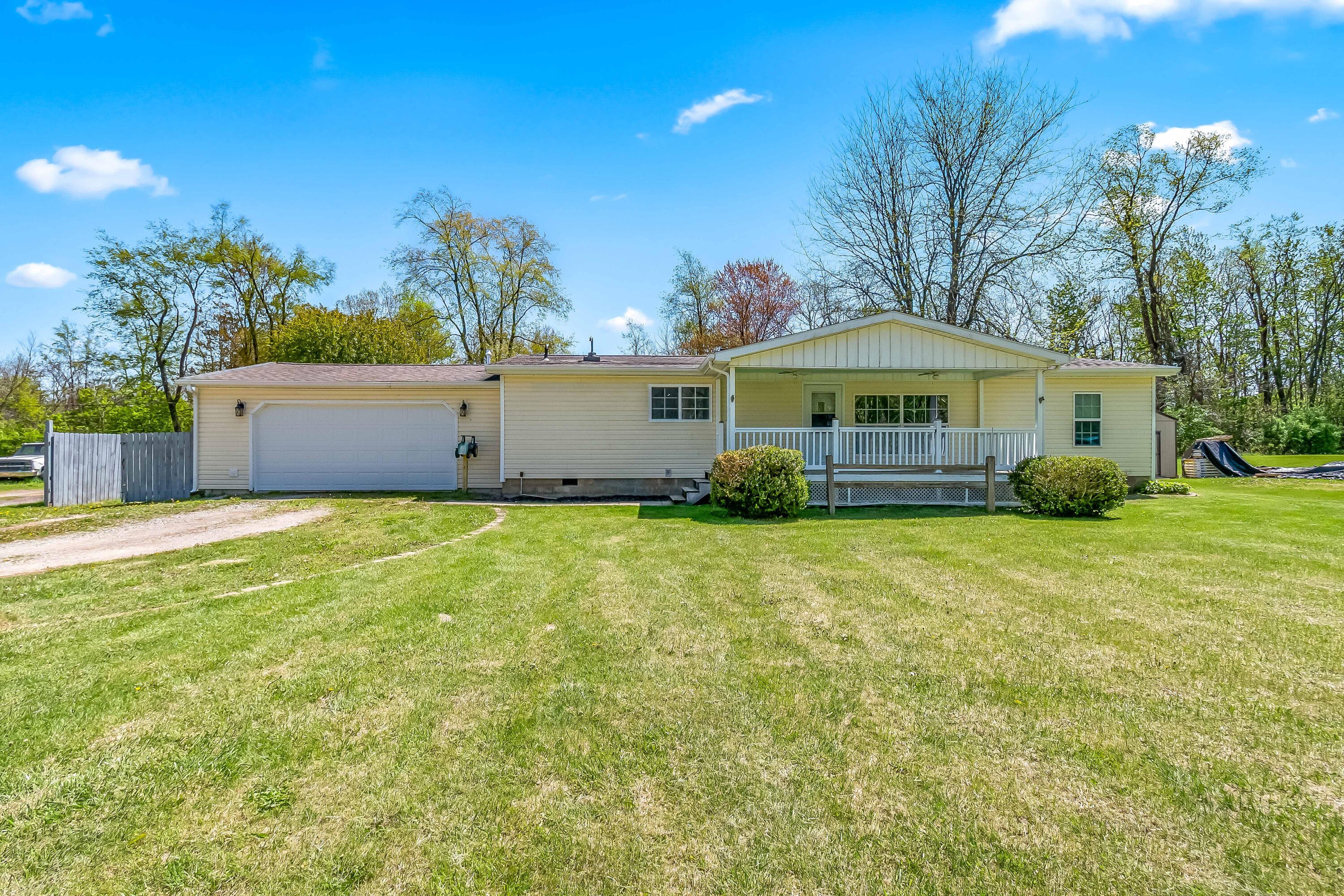 9171 Baker Road Jerome, MI 49249 - Photo 2 of 42 4