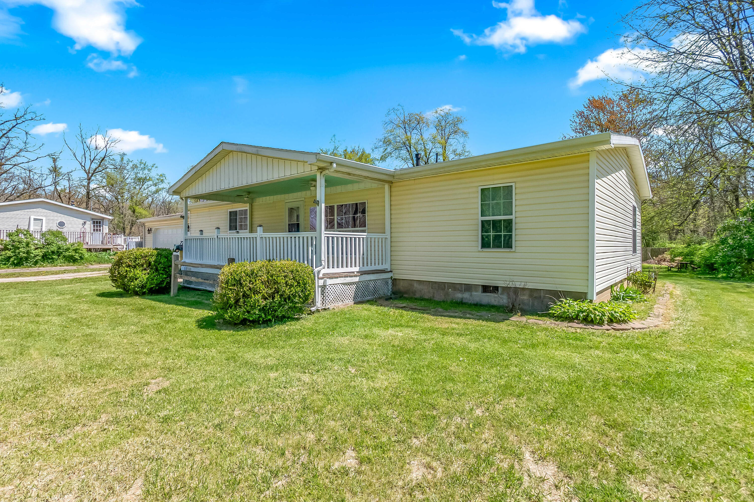 9171 Baker Road Jerome, MI 49249 - Photo 5 of 42 5