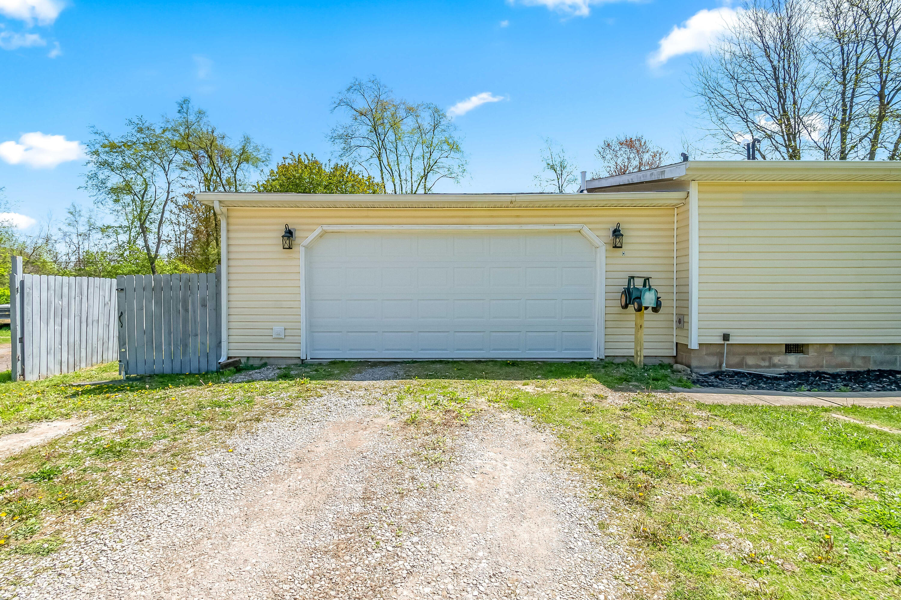 9171 Baker Road Jerome, MI 49249 - Photo 7 of 42 7