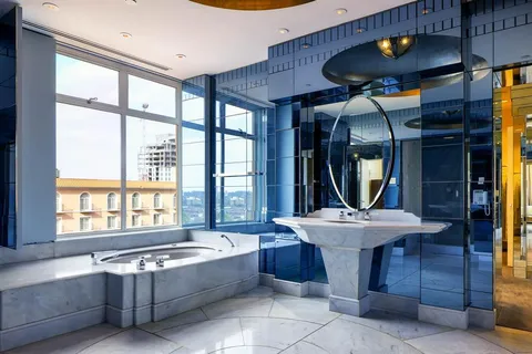 $5,000,000 | 2801 Turtle Creek Boulevard, Unit 8W, Dallas, TX 75219