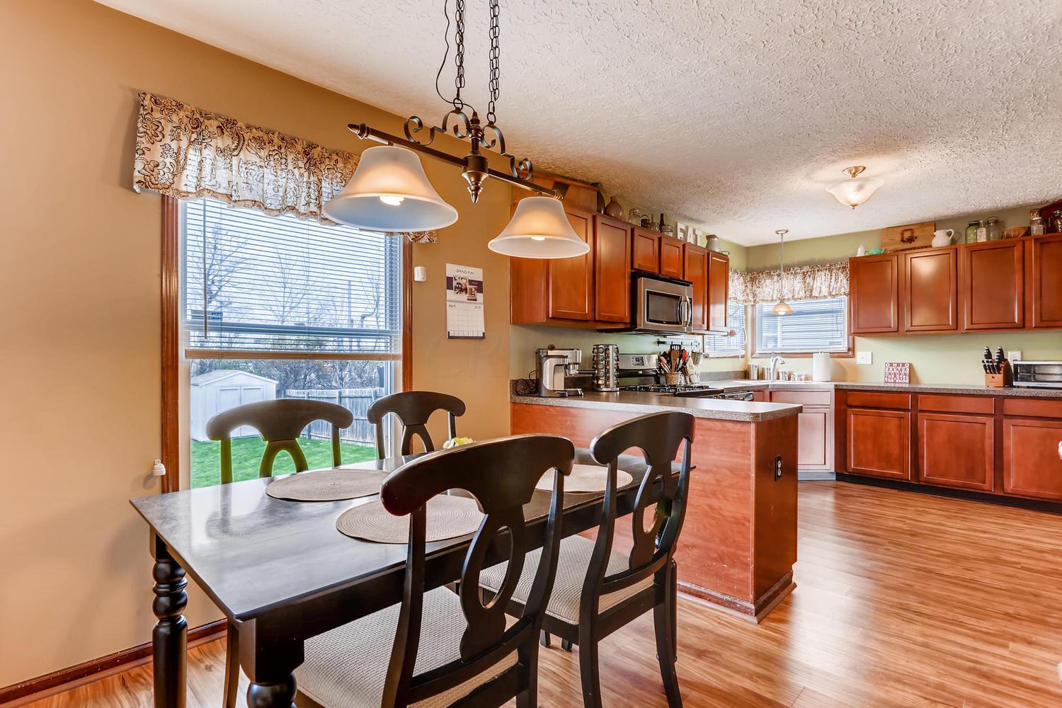 4559 Nickerson Road Columbus, OH 43228 - Photo 11 of 26 Gallery Image 11