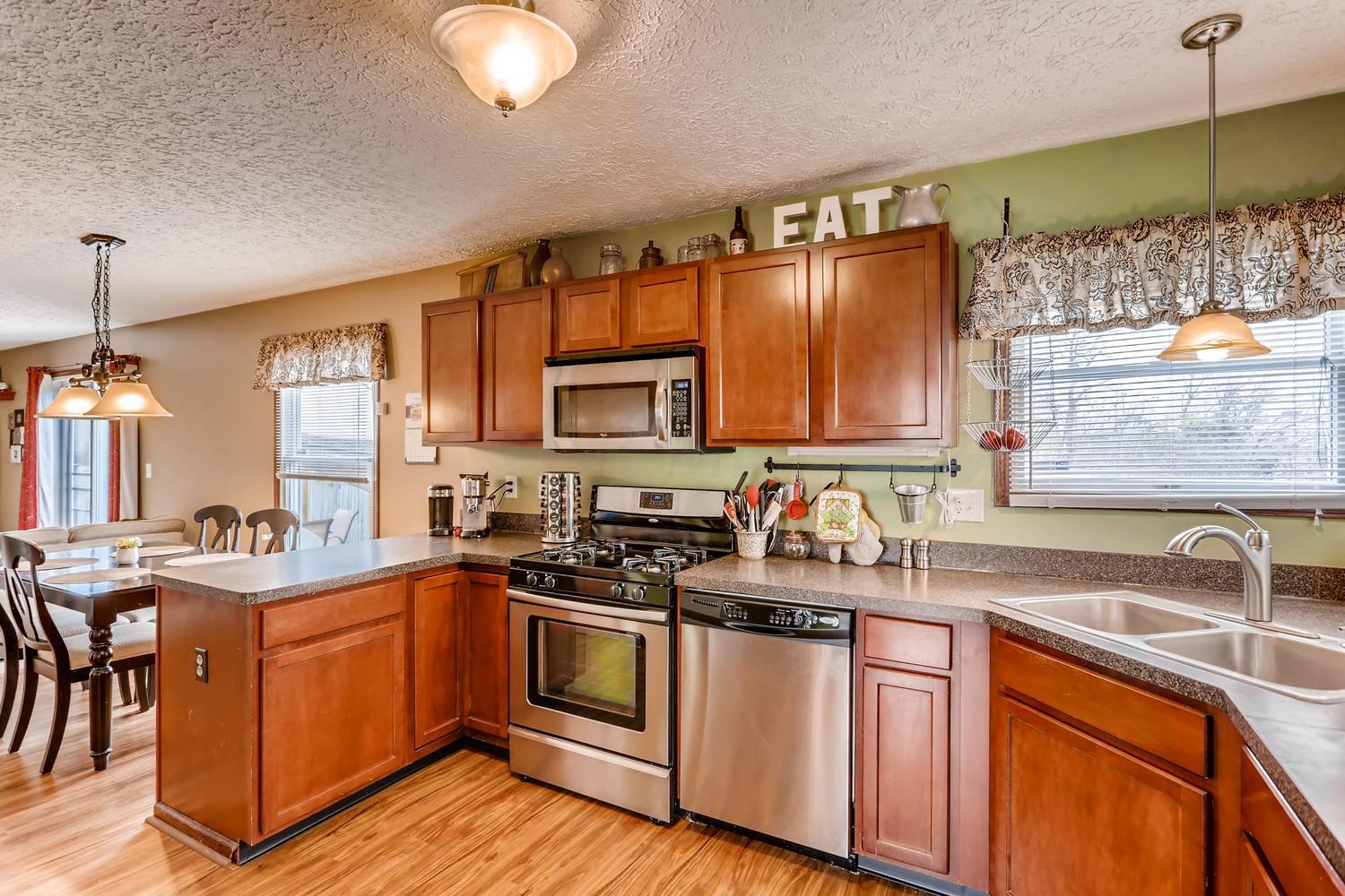4559 Nickerson Road Columbus, OH 43228 - Photo 7 of 26 Gallery Image 7
