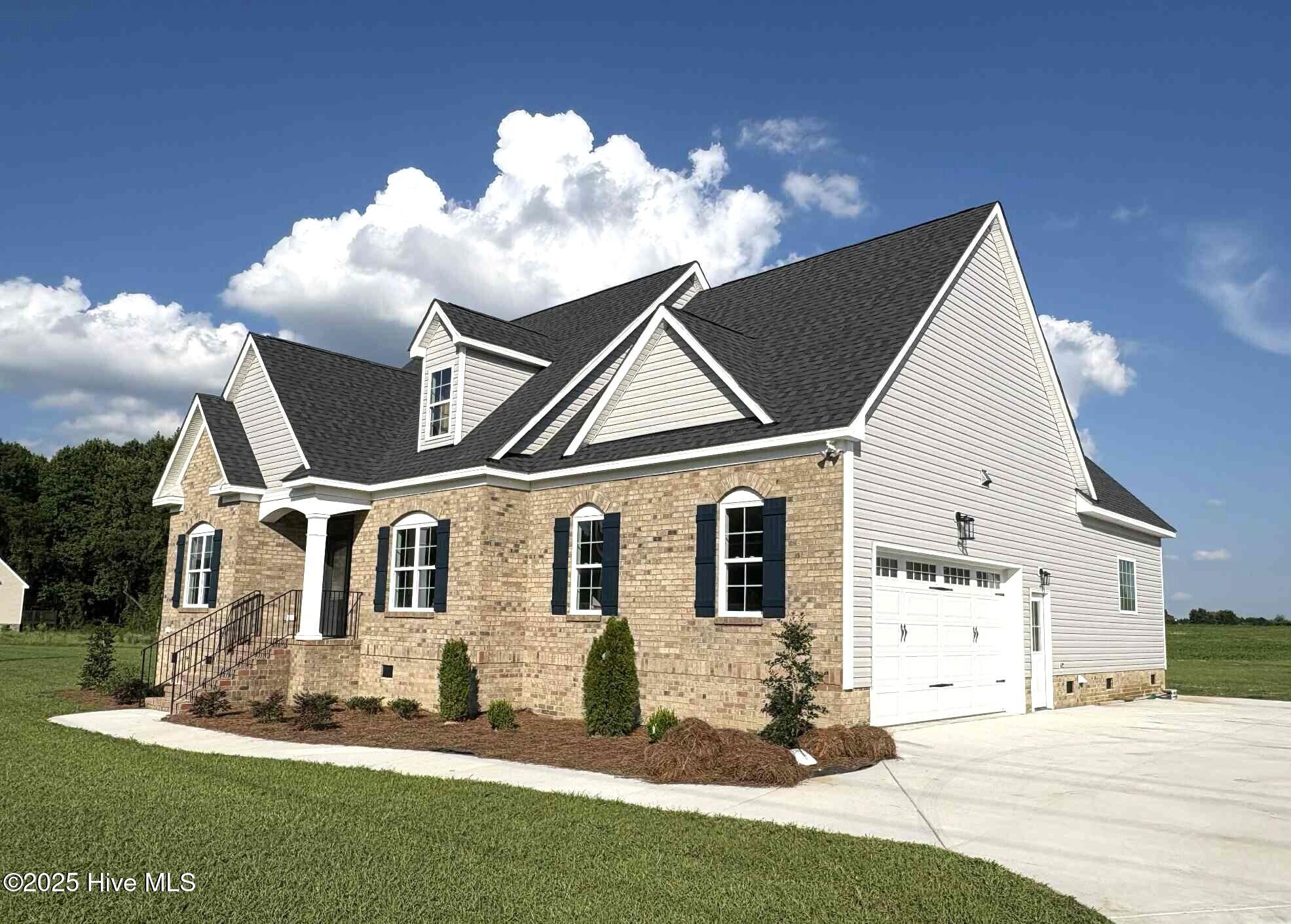 1665 South Old Carriage Road Rocky Mount, NC 27804 - Photo 3 of 60 1a2c9c6e-ab15-468c-aa83-4a92a883e110