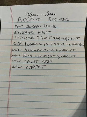 $185,000 | 1021 North Poplar Street, Ottawa, KS 66067