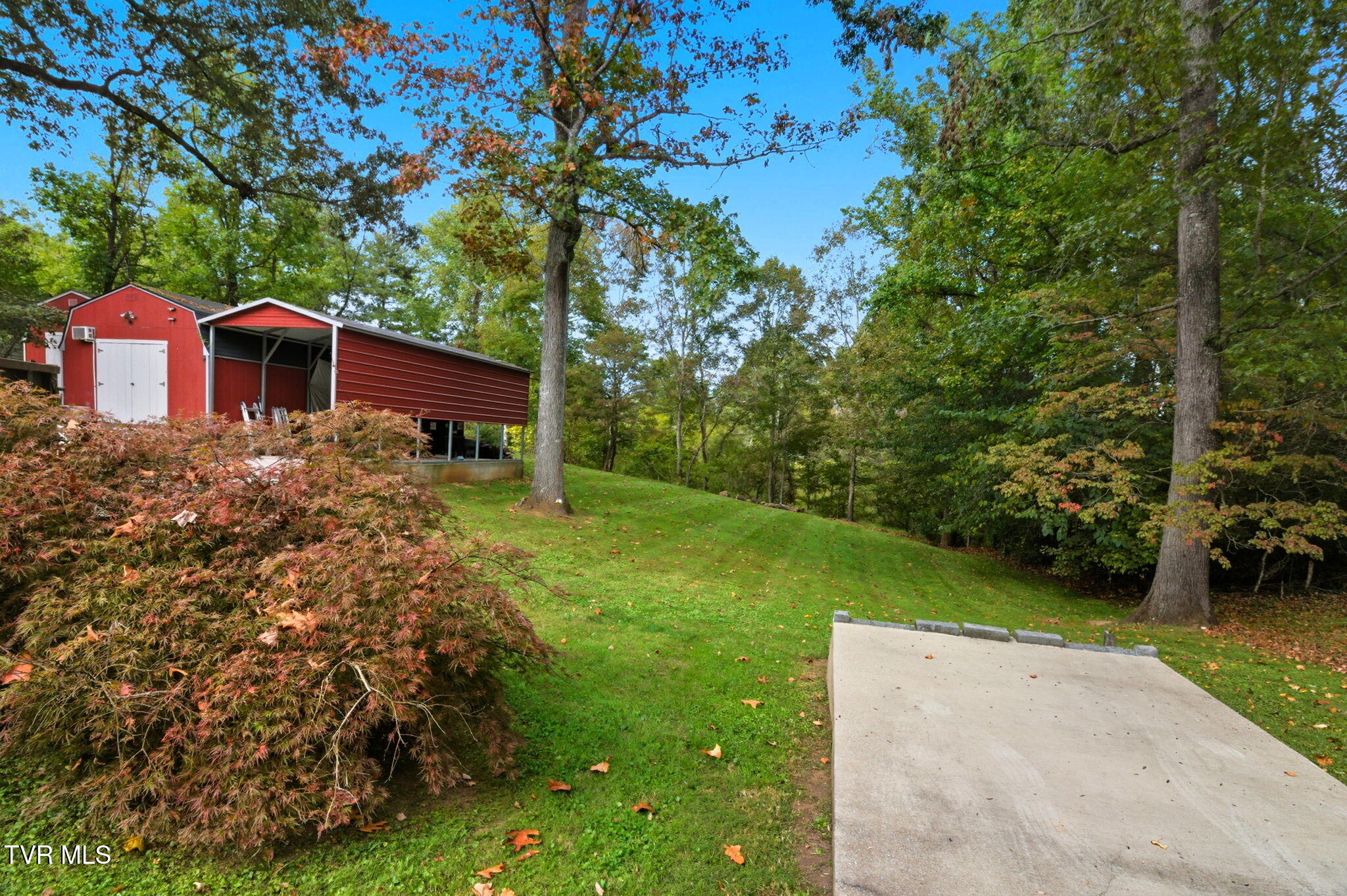 1411 Erwin Highway Greeneville, TN 37745 - Photo 33 of 44 6-web-or-mls-DZ3A6390