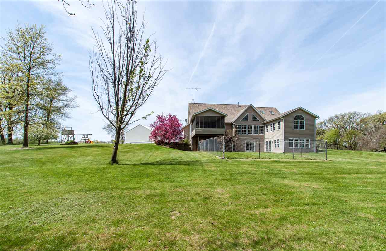 2845 130th Street Riverside, IA 52327 - Photo 3 of 50 Gallery Image 3