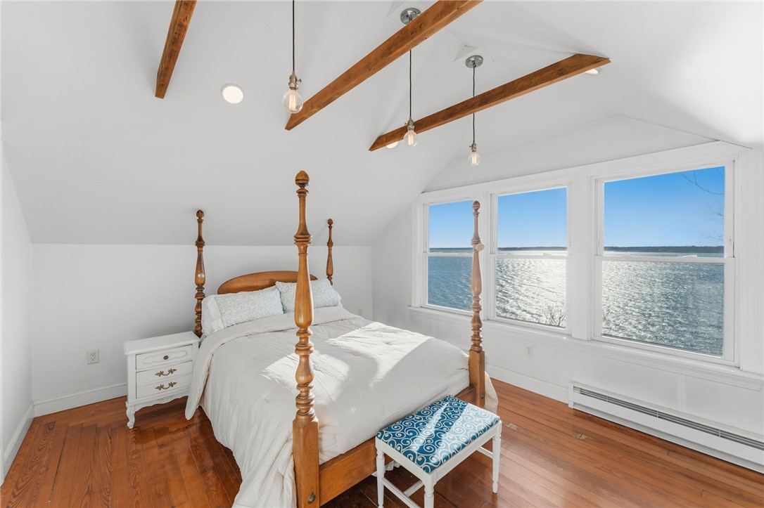 200 Narragansett Avenue East Providence, RI 02915 - Photo 9 of 27