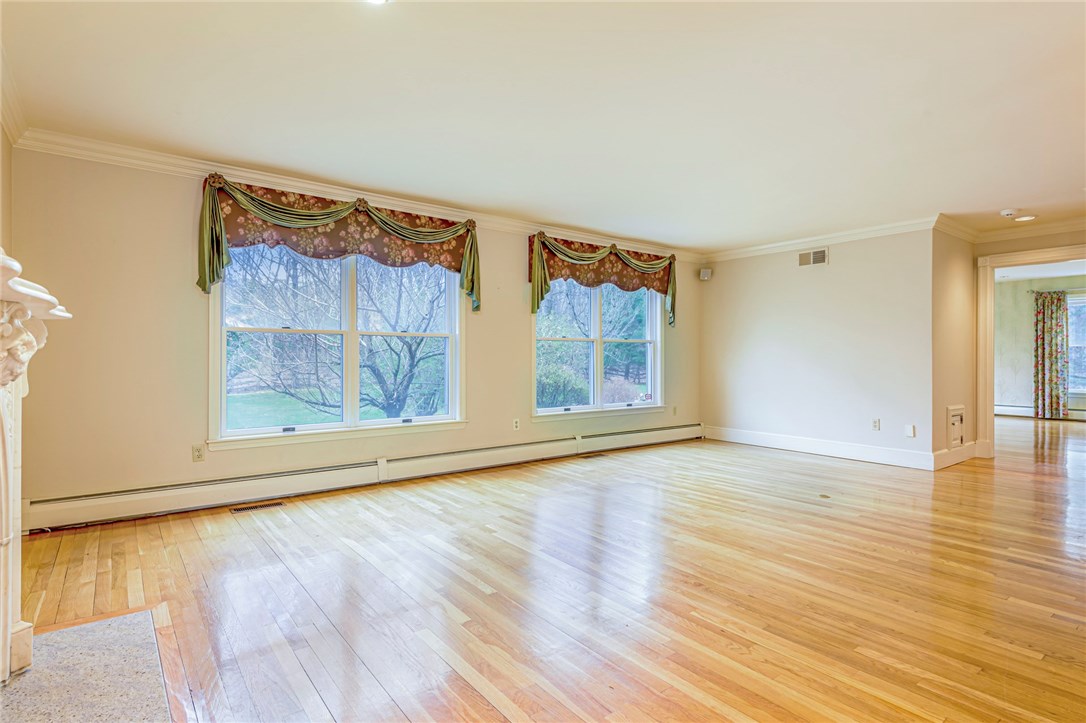 2 Pojac Point Road North Kingstown, RI 02852 - Photo 10 of 47