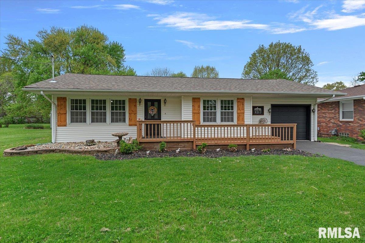 3217 Piper Road Springfield, IL 62707 - Photo 1 of 39