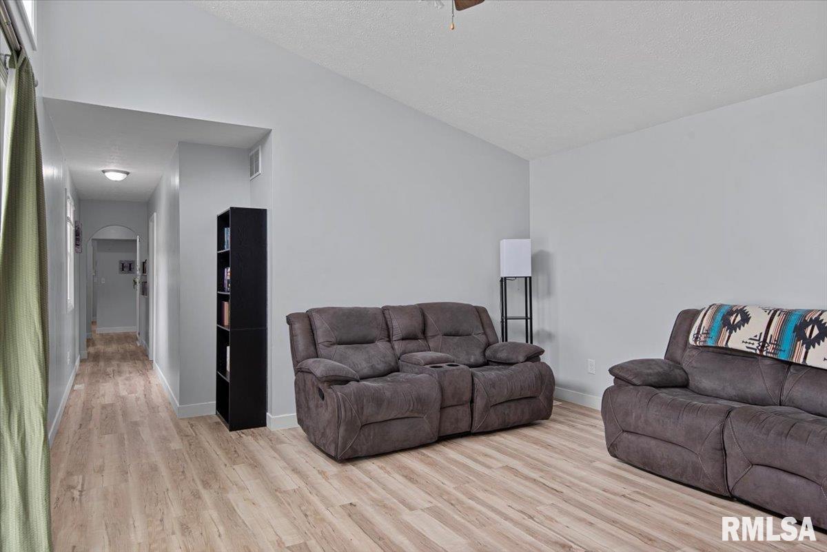 3217 Piper Road Springfield, IL 62707 - Photo 12 of 39