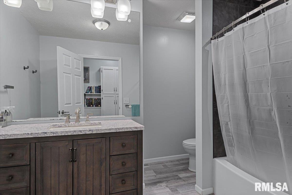 3217 Piper Road Springfield, IL 62707 - Photo 15 of 39