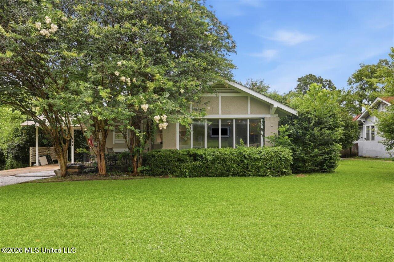 441 East Peace Street Canton, MS 39046 - Photo 1 of 29 01-441 E Peace St _ Hometoursms.com