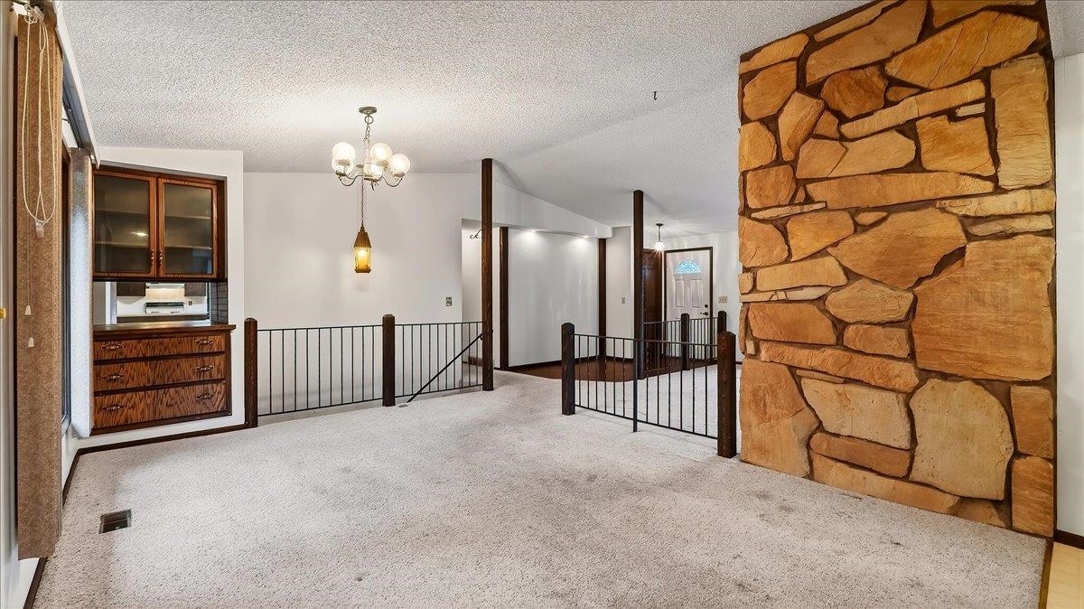 2426 South Houk Road Spokane, WA 99216 - Photo 8 of 36 Gallery Image 8
