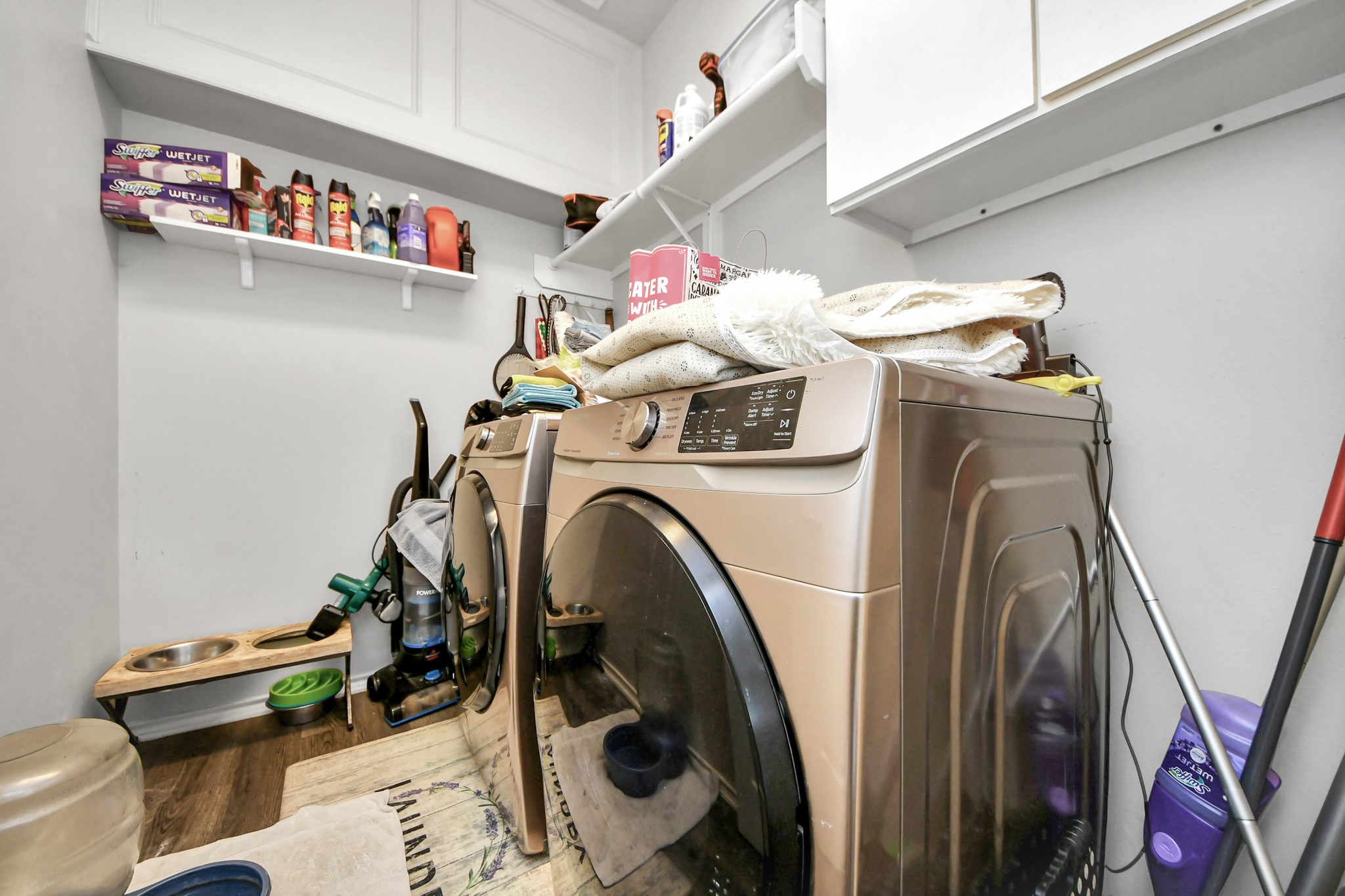 3515 Shadowside Court Houston, TX 77082 - Photo 25 of 31 a utility room with dryer and washer