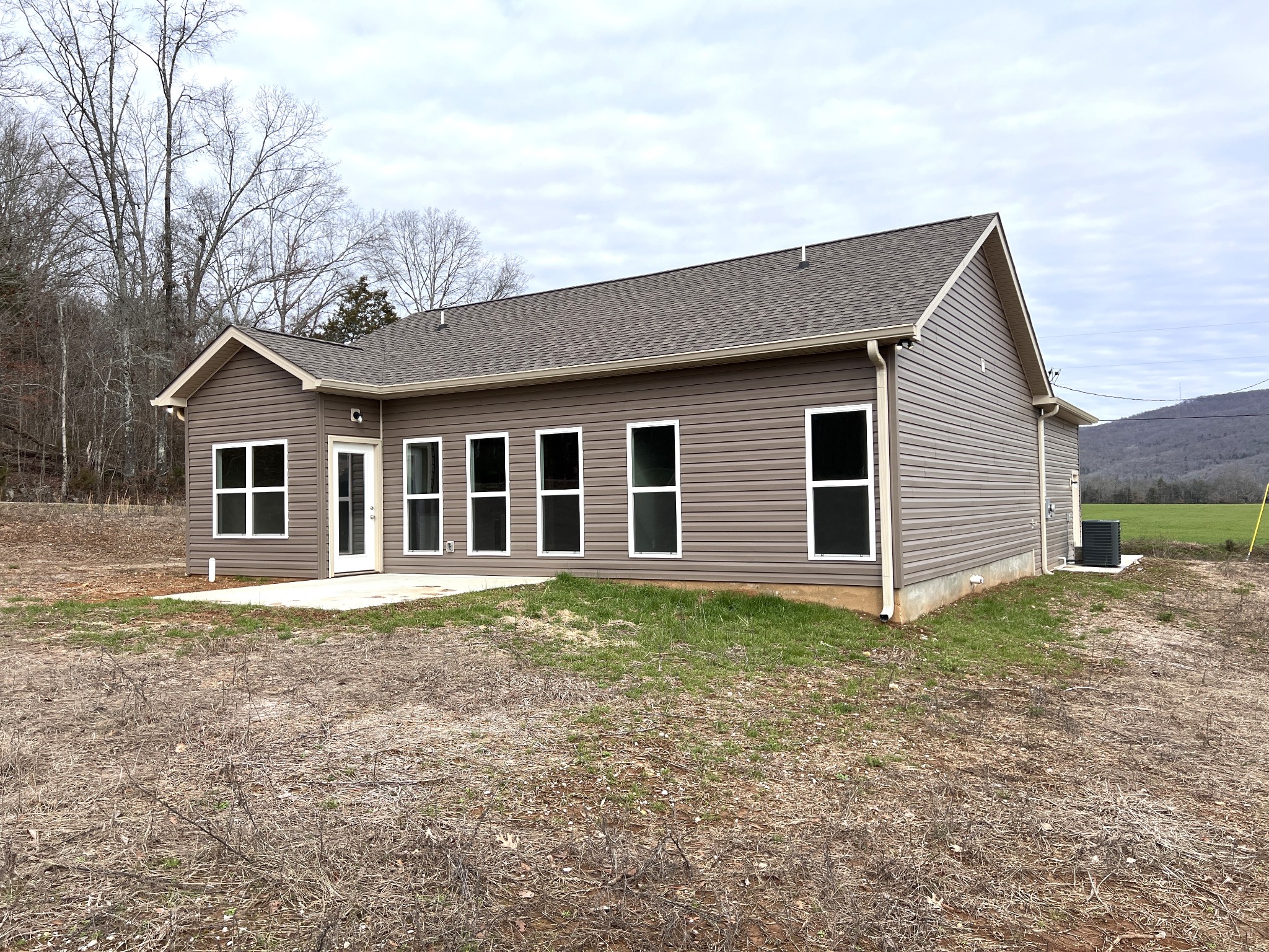 171 Bonner Hollow Road Pelham, TN 37366 - Photo 4 of 22 Gallery Image 4