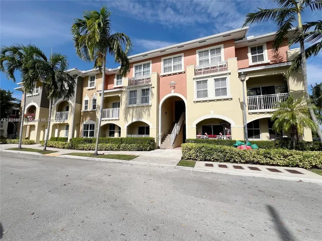$2,650 | 8899 Northwest 107th Court, Unit 218, Doral, FL 33178