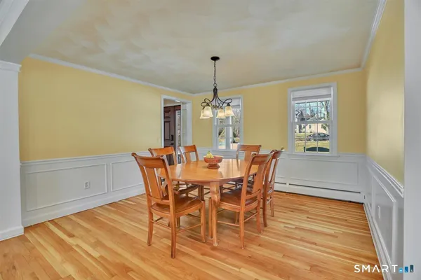 $675,000 | 36 Clifdon Drive, Simsbury, CT 06070