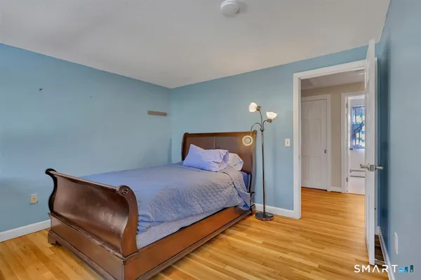 $675,000 | 36 Clifdon Drive, Simsbury, CT 06070