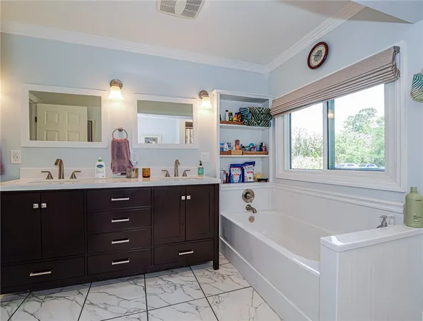 $650,000 | 595 45th Court, Vero Beach, FL 32968