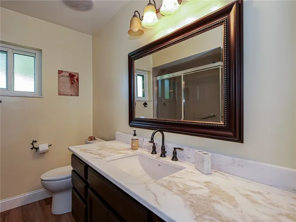 $650,000 | 595 45th Court, Vero Beach, FL 32968