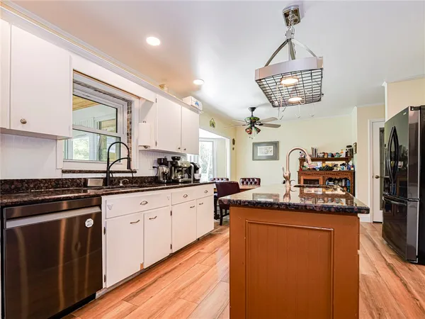 $650,000 | 595 45th Court, Vero Beach, FL 32968