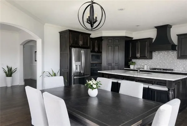 $744,999 | 9411 Northeast 98th Street, Kansas City, MO 64157