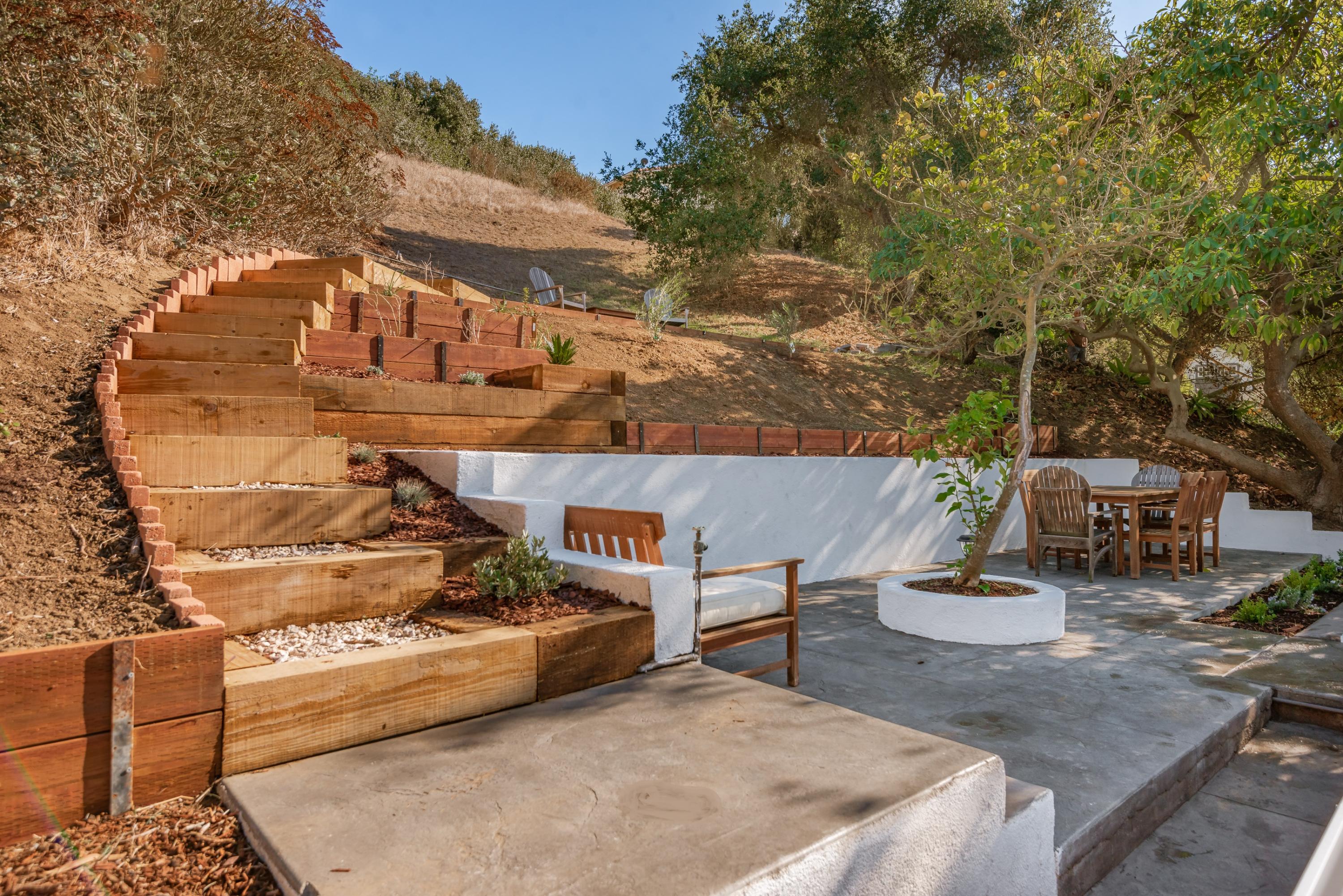 704 Fellowship Road Santa Barbara, CA 93109 - Photo 11 of 19 Terracing