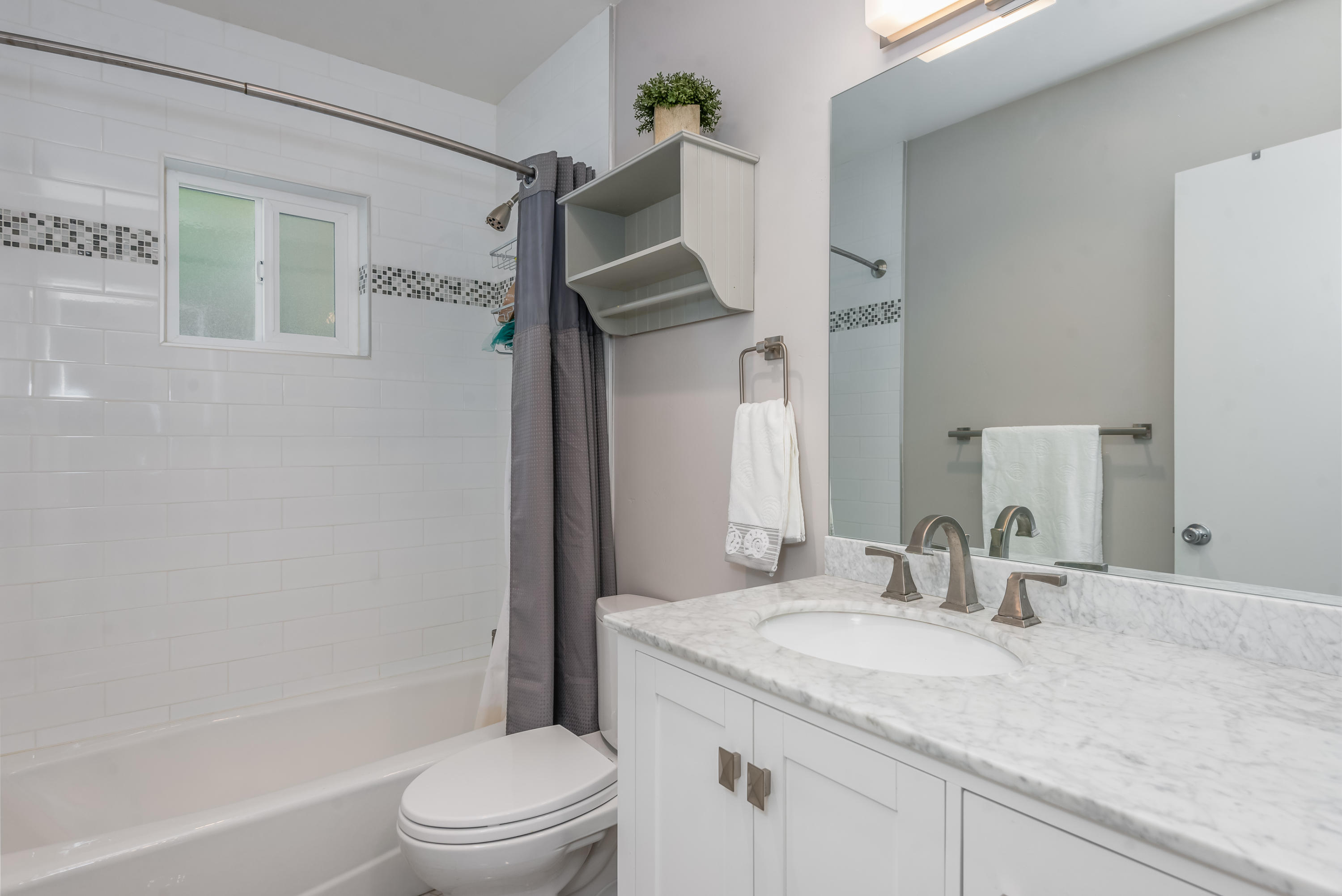 704 Fellowship Road Santa Barbara, CA 93109 - Photo 14 of 19 Bathroom 1