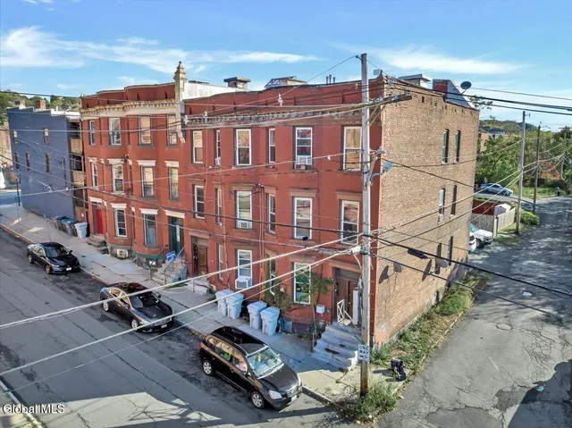 $550,000 | 12-14 Hutton Street, Troy, NY 12180