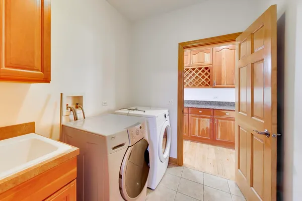 $590,000 | 2951 Old Glory Drive, Yorkville, IL 60560