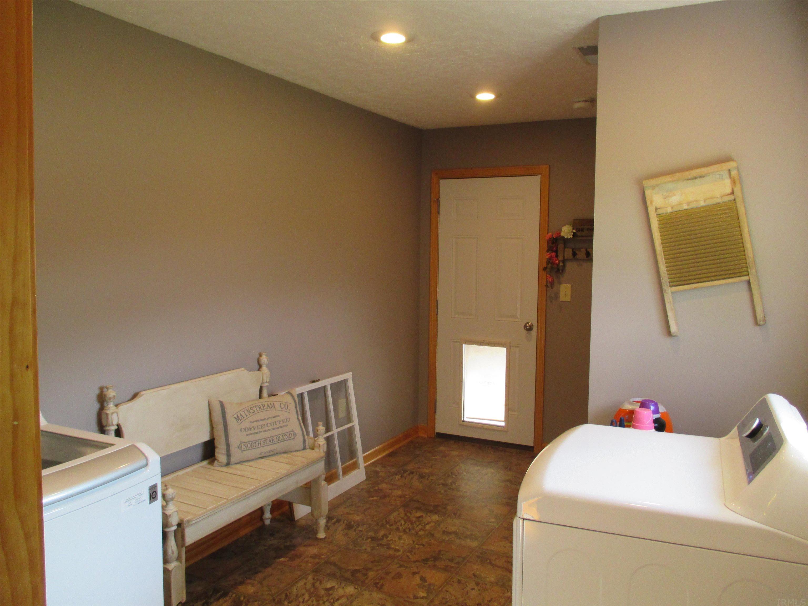 13059 East St Road Springville, IN 47462 - Photo 9 of 35 Gallery Image 9