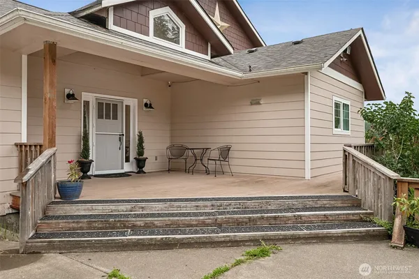 $699,999 | 659 Walker Road, Hoquiam, WA 98550
