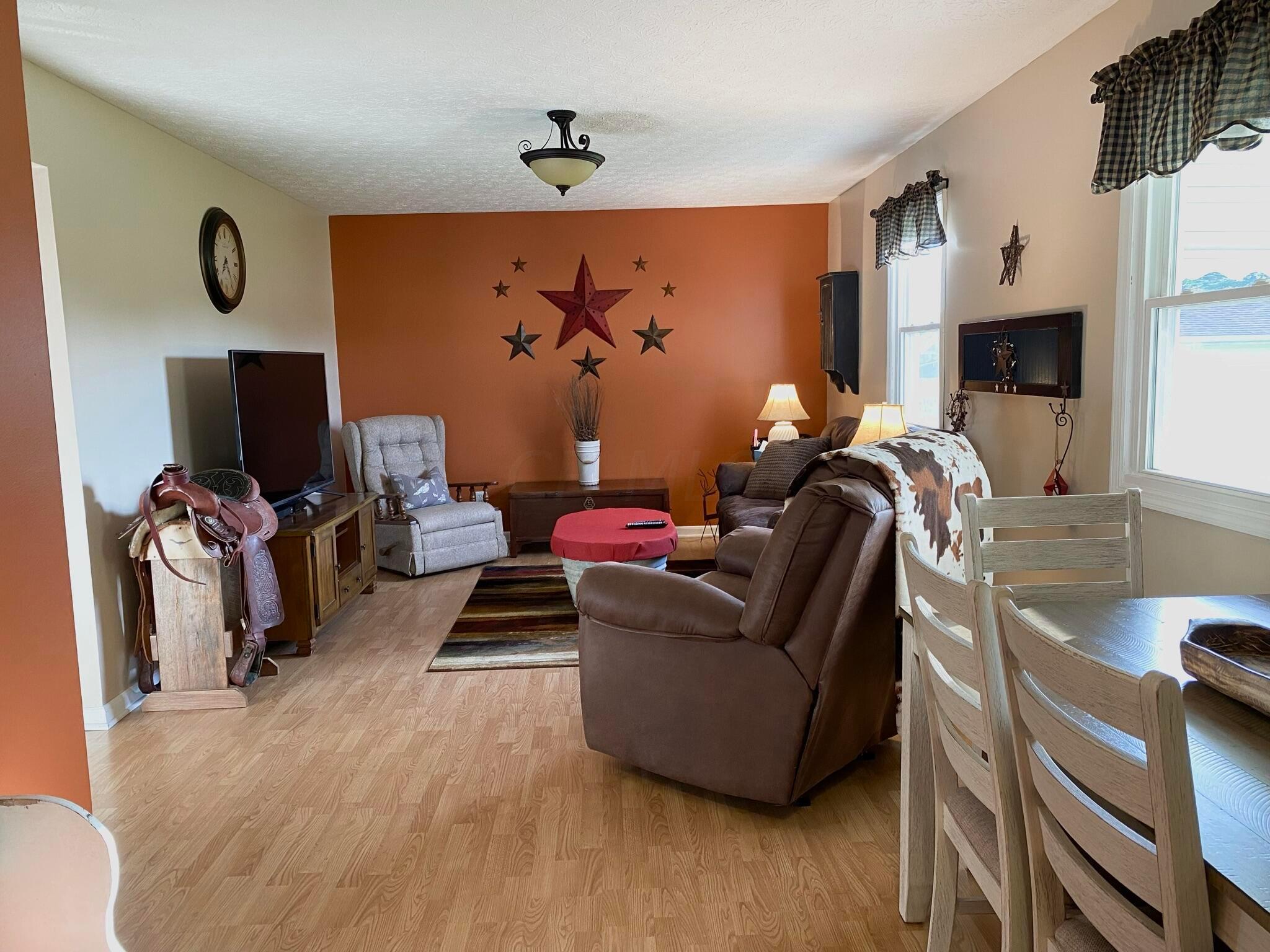 1622 Warner-Huffer Road Circleville, OH 43113 - Photo 11 of 22 CF5893DA-6D77-4CBD-B86F-CF8B96507F2A