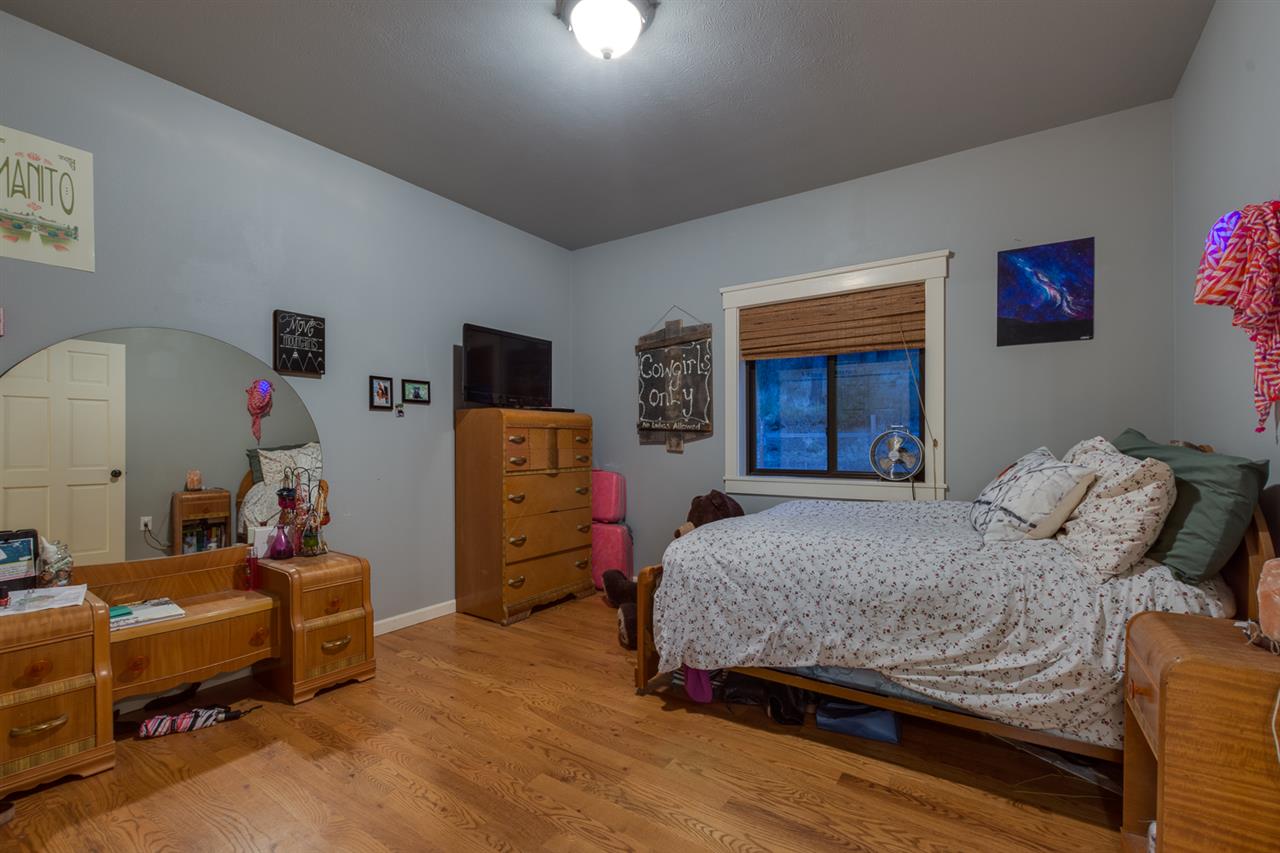 42801 North Boundary Road Elk, WA 99009 - Photo 13 of 20