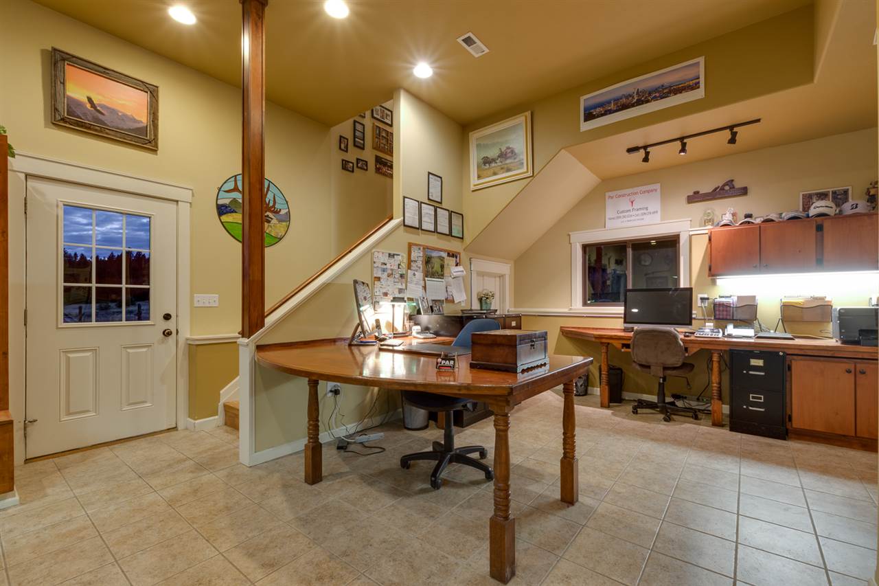42801 North Boundary Road Elk, WA 99009 - Photo 15 of 20