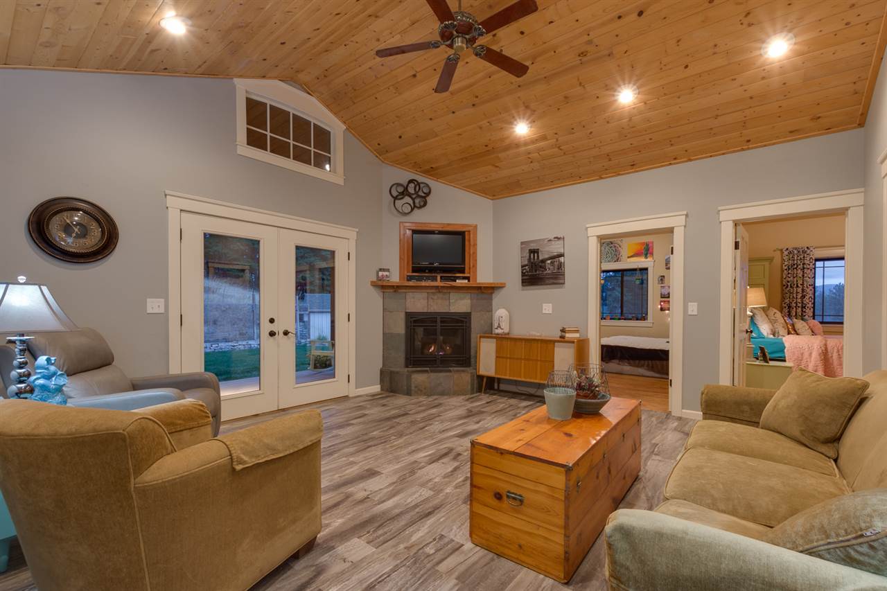 42801 North Boundary Road Elk, WA 99009 - Photo 9 of 20