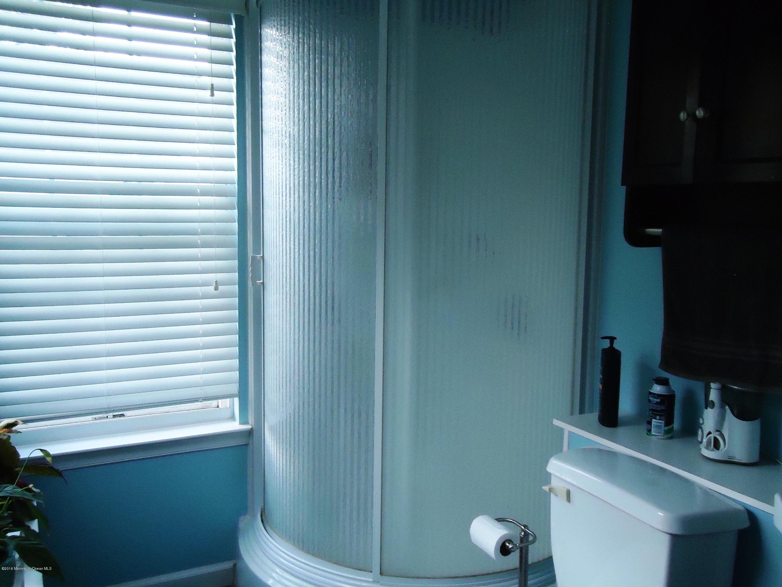 71 Fulton Street Keyport, NJ 07735 - Photo 16 of 19 DSC00618