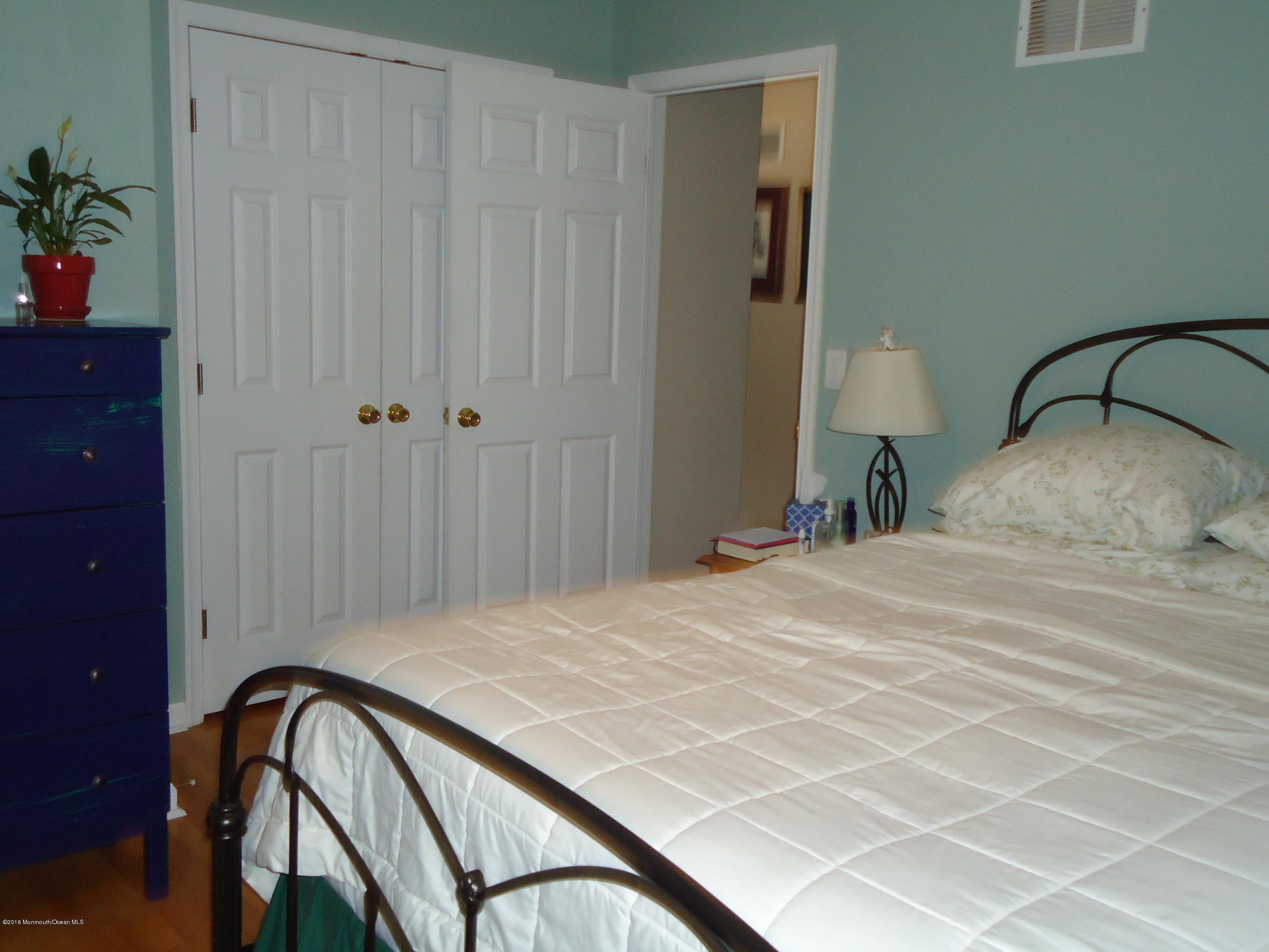 71 Fulton Street Keyport, NJ 07735 - Photo 6 of 19 DSC00616