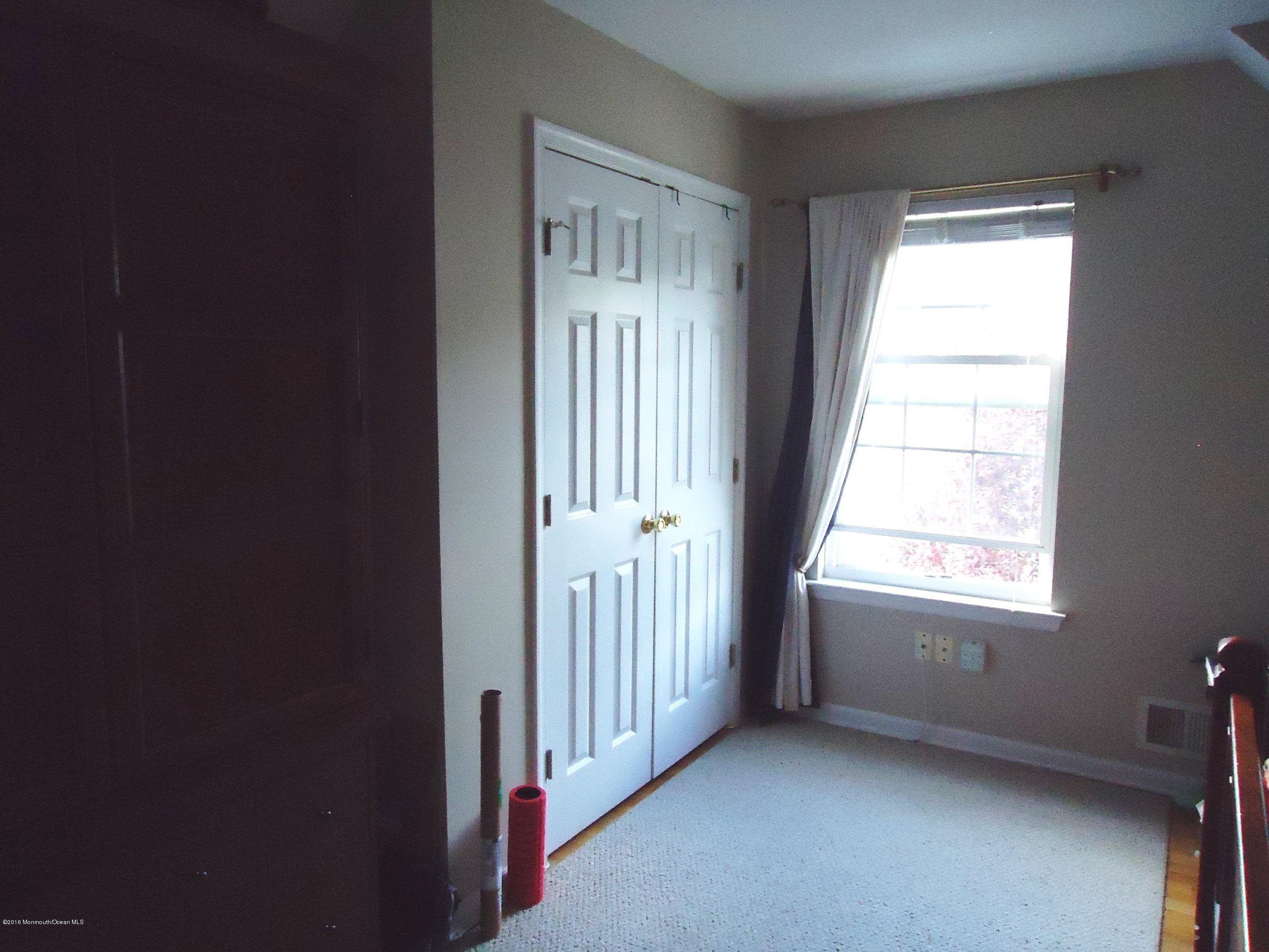 71 Fulton Street Keyport, NJ 07735 - Photo 9 of 19 DSC00622