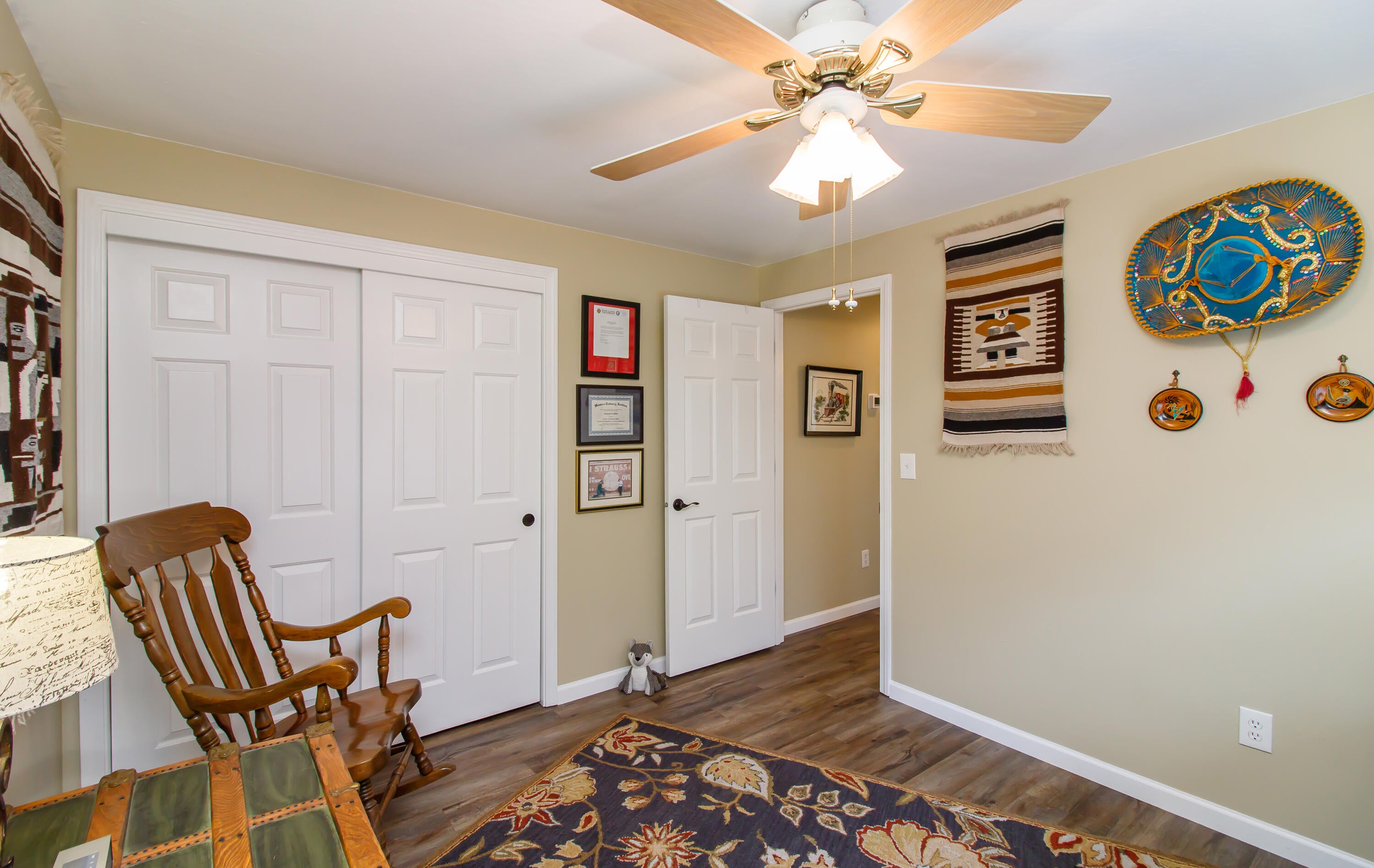 121 Autumn Ridge Road Talent, OR 97540 - Photo 16 of 25 3rd bed_b