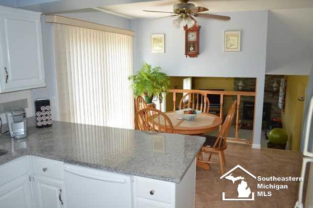 11432 Grafton Road Carleton, MI 48117 - Photo 13 of 33