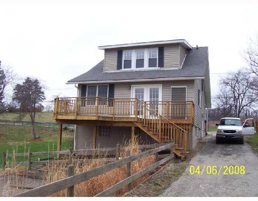 131 Goodview Drive Apollo, PA 15613 - Photo 2 of 8 Exterior Back.