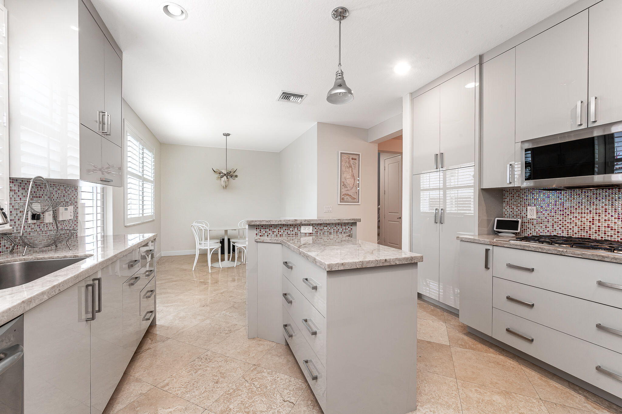 141 Northwest Emerson Place Boca Raton, FL 33432 - Photo 7 of 31 7-web-or-mls-photo-7