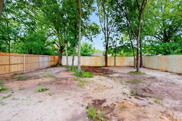 $2,200 | 415 Martin Luther King Jr Drive, Sulphur Springs, TX 75482