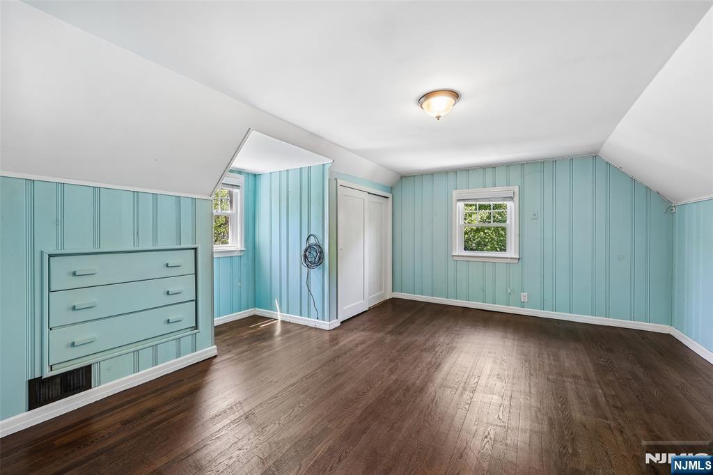 571 Laurel Road Ridgewood, NJ 07450 - Photo 18 of 25