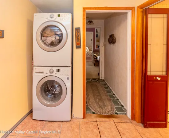 $579,000 | 28 John Carle Road, Saugerties, NY 12477