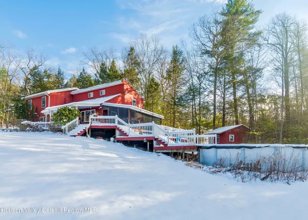 $579,000 | 28 John Carle Road, Saugerties, NY 12477