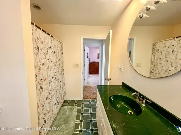 $570,000 | 28 John Carle Road, Saugerties, NY 12477