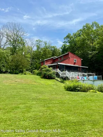 $579,000 | 28 John Carle Road, Saugerties, NY 12477